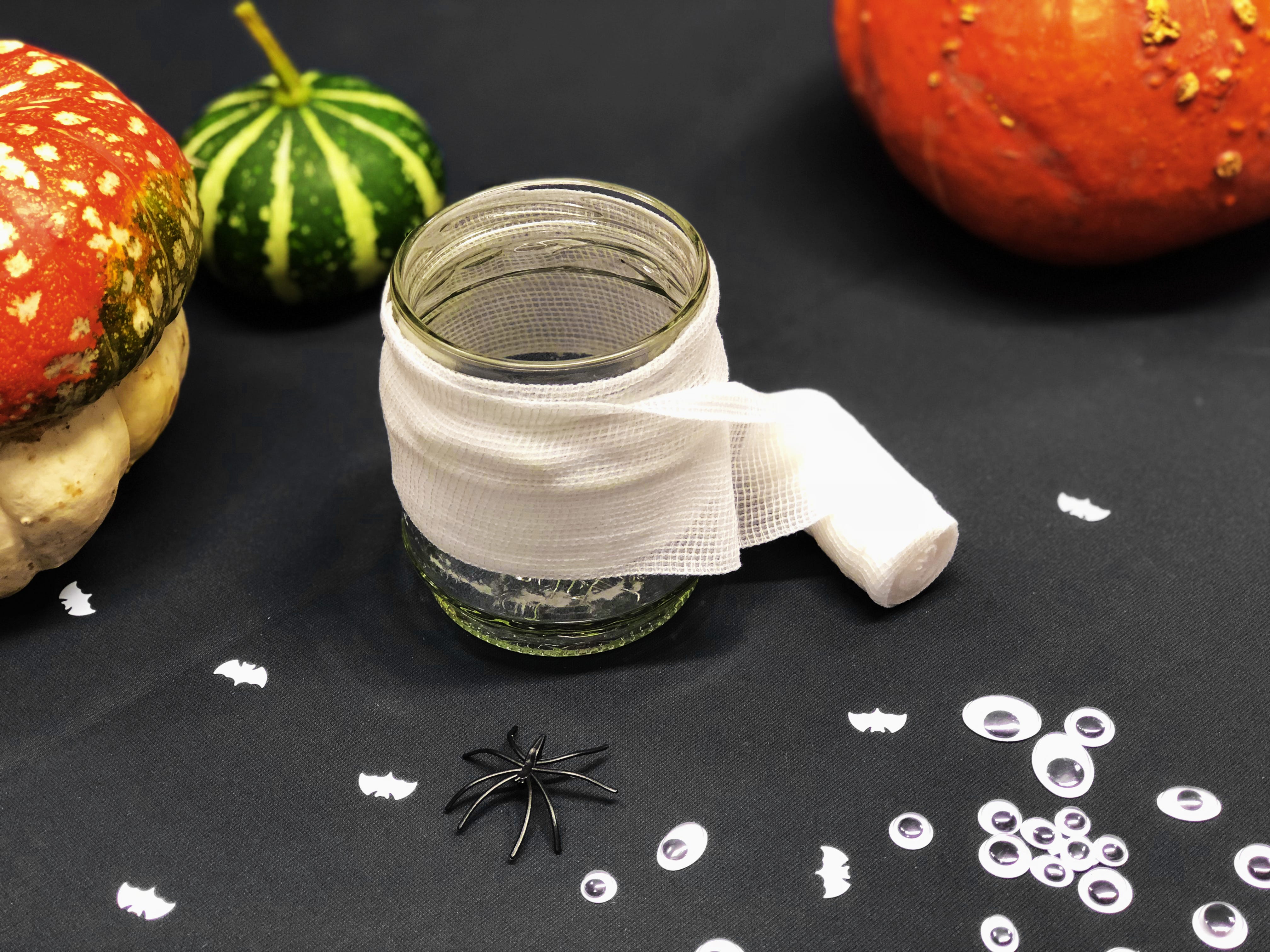 Halloween DIY Mumien-Windlicht - Bonava