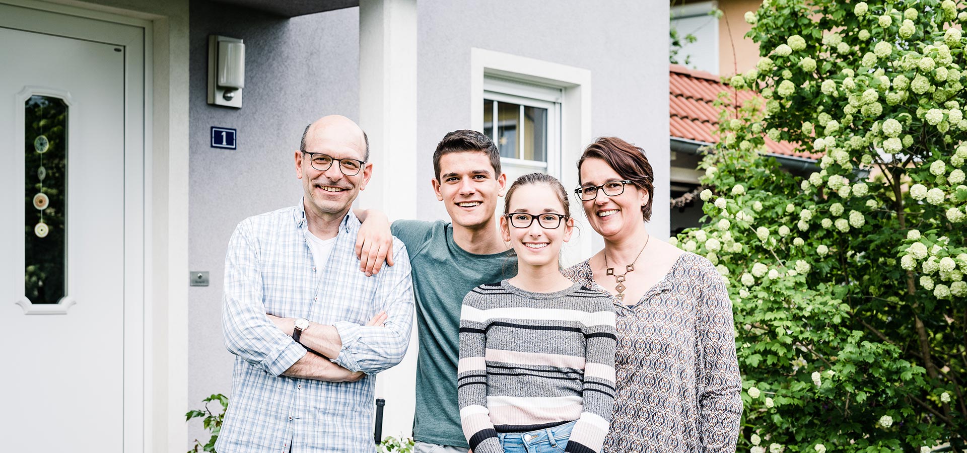 Zu Besuch bei Katrin, Roland und ihren Kindern Anouk und Gabor